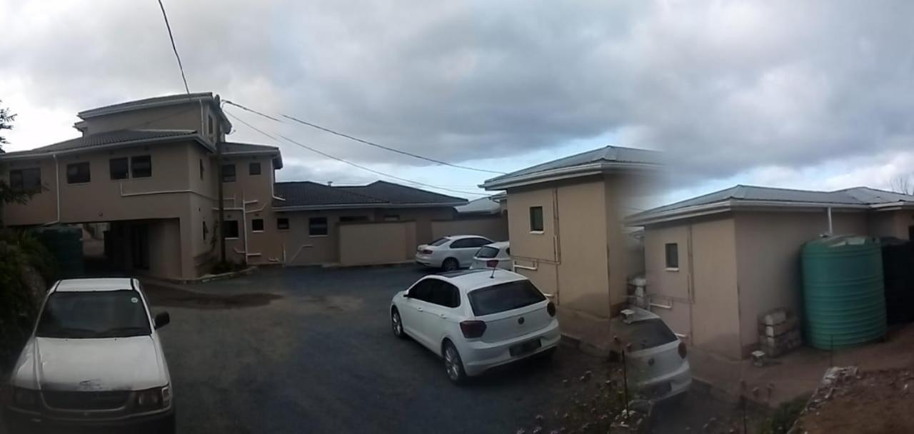 Emampingeni lodge Bizana Buitenkant foto