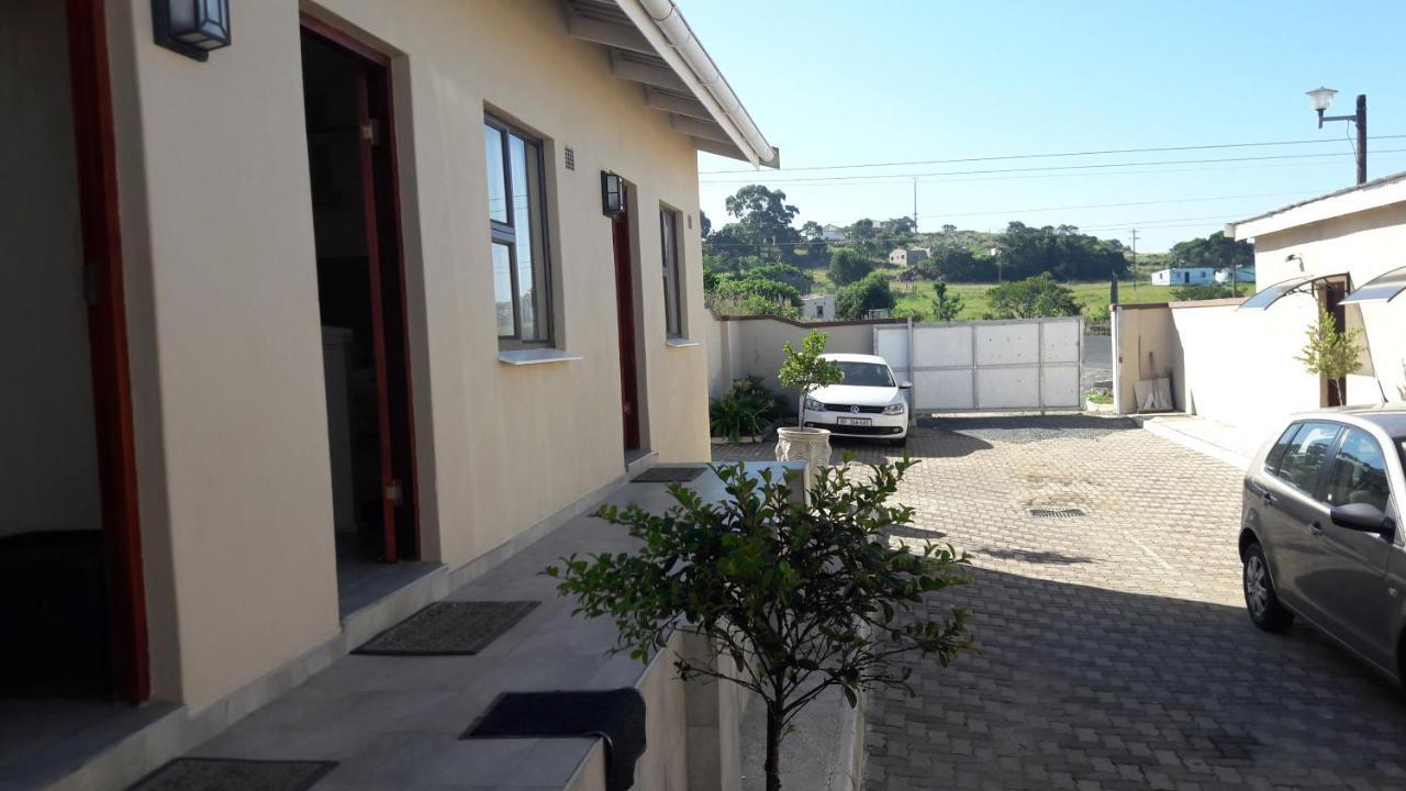 Emampingeni lodge Bizana Buitenkant foto